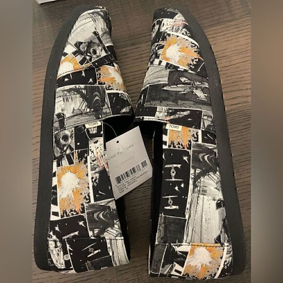 Tom’s x Star Wars Limited Edition Black Star Wars Darth Vader Print Classic - Picture 5 of 8